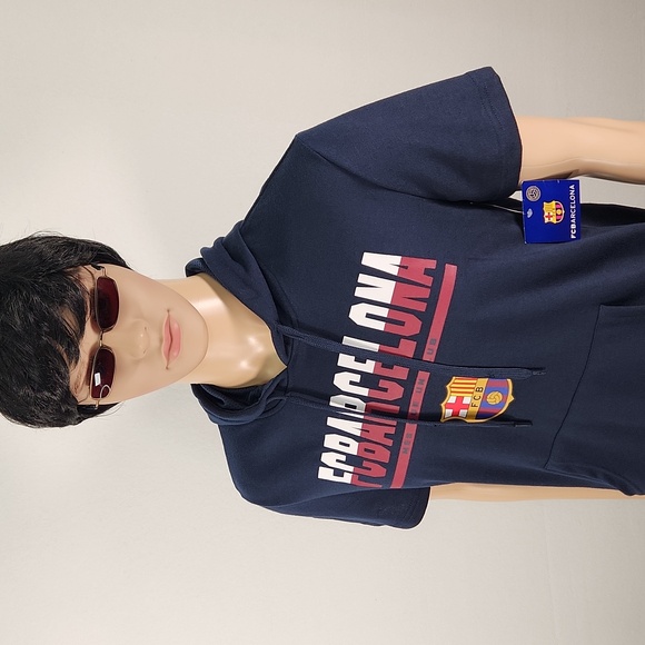 NWT FCBARCELONA short sleeved hoodie size M - Picture 1 of 17